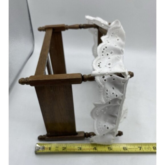 Vintage Doll House Canopy Bed Miniature Wood Handmade Eyelet Cover Retro Play - Picture 14 of 15